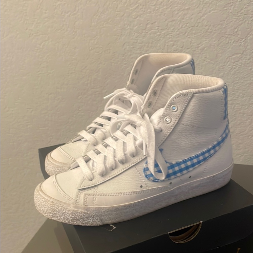 Kids White and Blue Checkered High-Top Sneakers lightly used